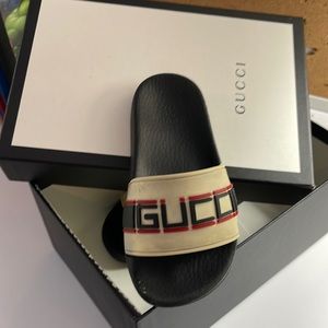 Gucci slides